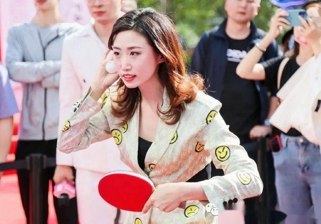 张怡宁|还记得击败过张怡宁的郭跃吗?26岁被开除,如今变女神进军金融圈