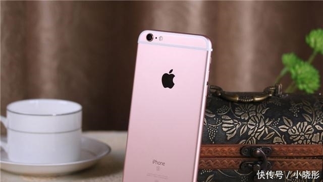 降为|跳水价iPhone成新宠,苹果狠心6088降为2199,库克高兴不了