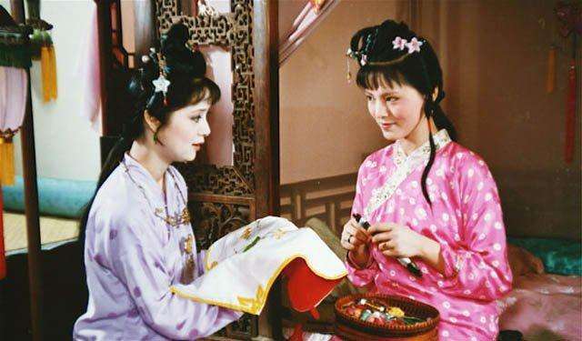 贾赦@《红楼梦》中贾赦为什么不选袭人做妾,袭人会同意吗