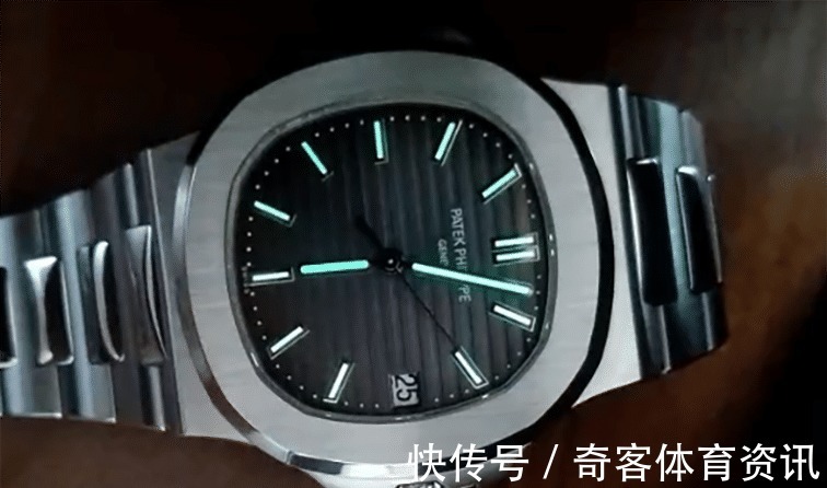 蓝盘@百达翡丽蓝盘鹦鹉螺又成新宠,夜光效果极佳,更像夏季夜晚的星星!