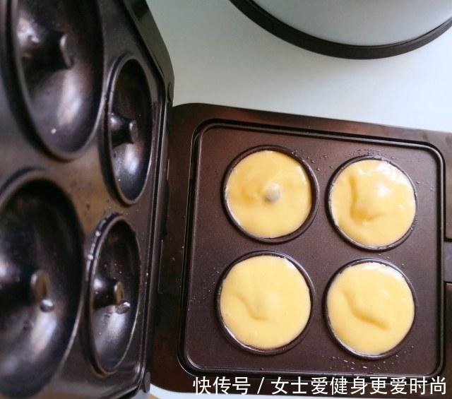 迷你甜甜圈,松软有弹性,香甜又好吃!