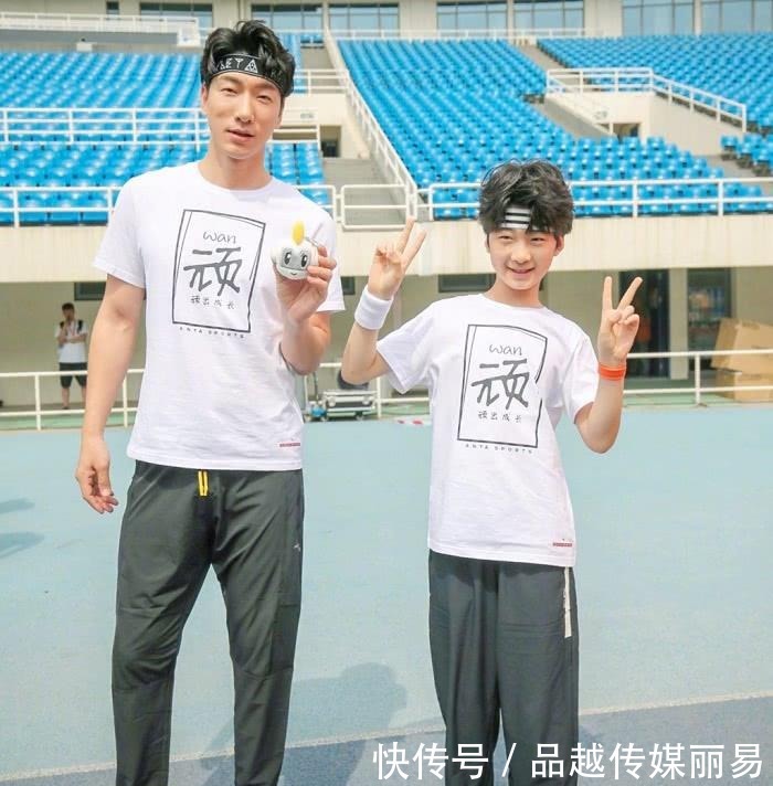 《爸爸去哪儿》播出五年,天天身高让人羡慕,石头变化太大
