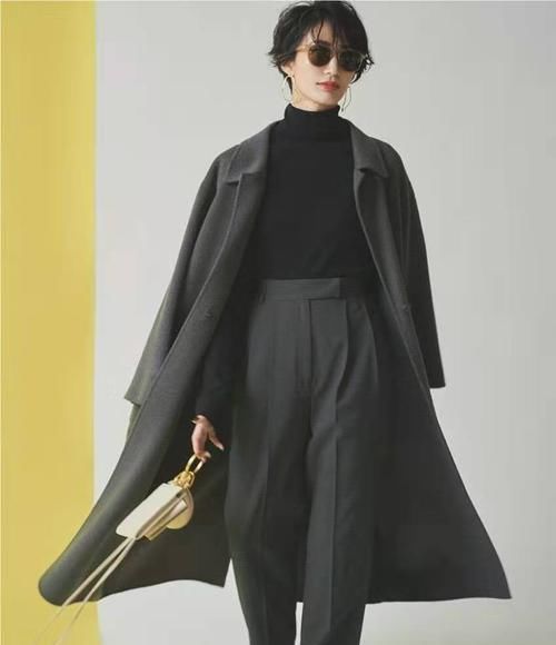时髦|比黑白灰惊艳、比大地色时髦,最美的“疗愈色”穿搭,一眼就喜欢