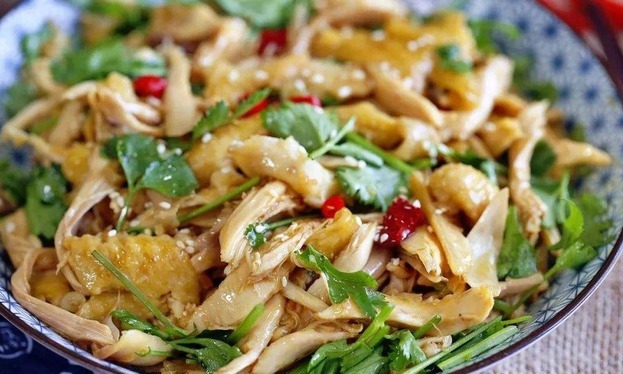 天热吃它刚合适,胜过大鱼大肉,不煎不炒酸辣解馋,好吃过瘾!