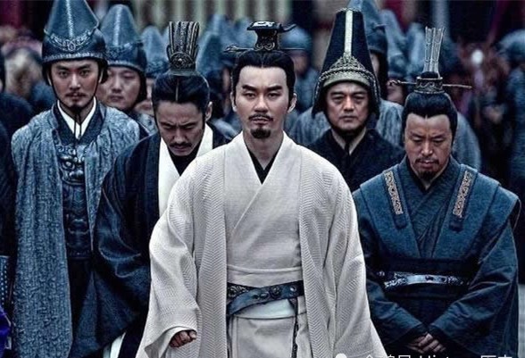 阖闾|公主出殡,引来一大群吃瓜群众看热闹,然后吃瓜群众都成了陪葬品