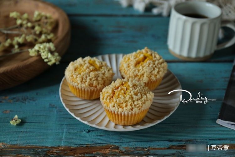 自己家种的老南瓜,做成蛋糕没想到这么香,孩子连吃了三个还想要