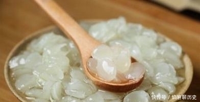 女性|女性不想老太快,推荐多吃3种食物,排毒养颜,提高免疫力!