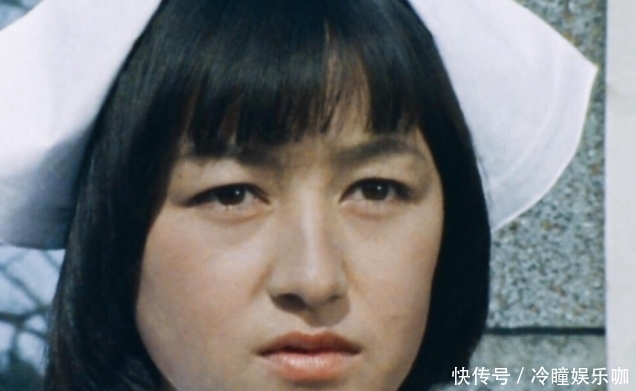 北斗星司第一次变成艾斯奥特曼 不是为了打怪兽 是为了她 全网搜