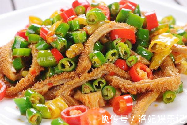 养胃|夏天孩子爱吃冷饮寒气重三伏天多调理,多吃小炒菜,补铁强身养胃