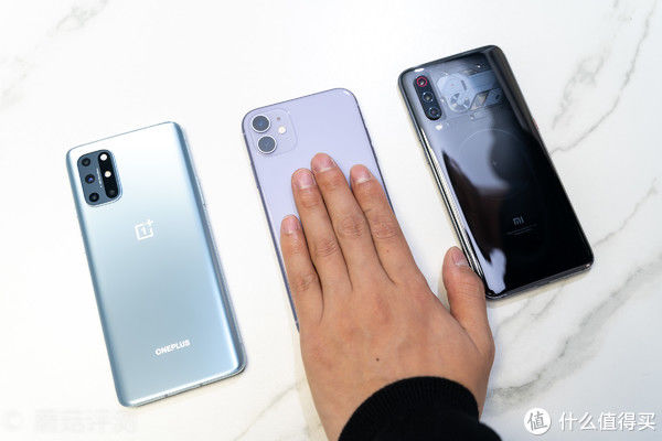 手机|真机实测！一加8T银时真·指纹收集器的终结者！