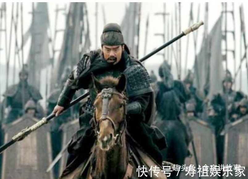 关羽@脾气一向温和的林冲,为何要多次杀死关胜你听宋江说了啥