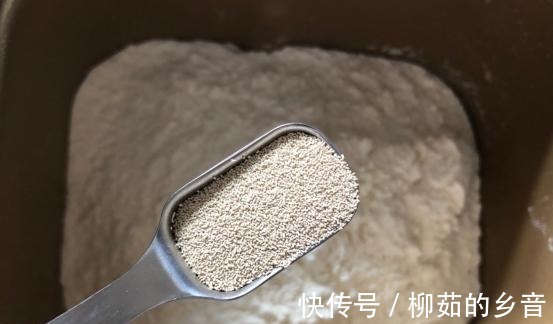 香辣豆腐包家常做法,味道香浓,喷喷香太馋人了!