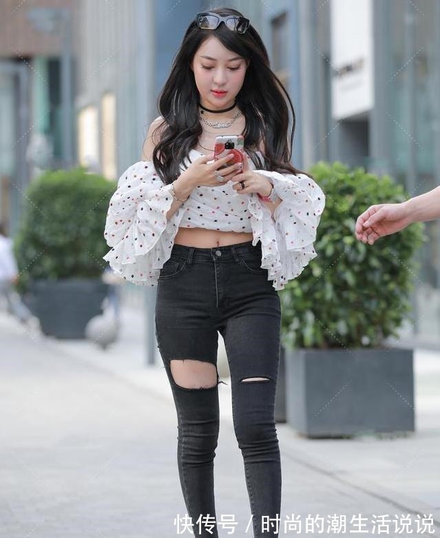 性感 浮夸的气泡袖上衣,搭配短裤,时尚的个性风范!