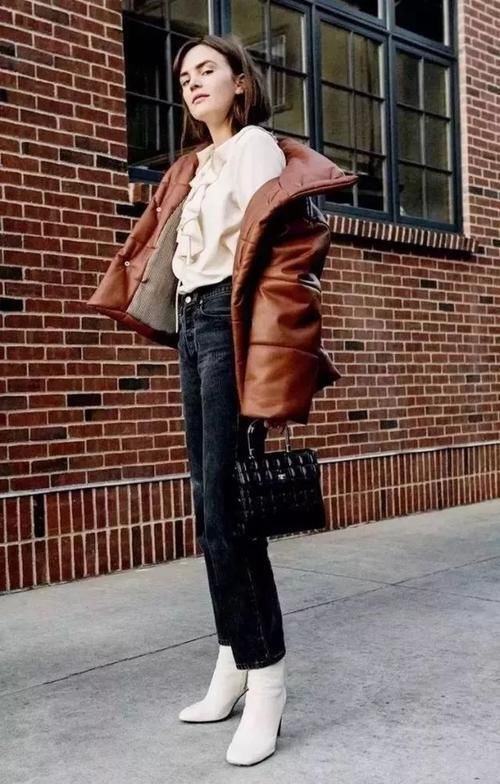 今冬流行的“厚外套＋阔腿裤”，时髦显瘦又保暖，照着穿就很美