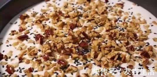 香甜|糯米粉超好吃的做法,不炸不煎,软糯香甜,好吃不上火,很简单的