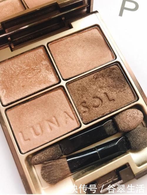 粉质|女人有实力一定要入大牌眼影，粉质高级还不伤皮肤，并不只是噱头