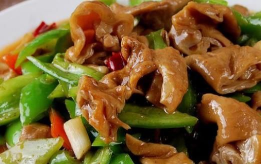 煮小米粥时加一宝，女性可多吃，清肠排毒瘦肚子，皮肤也光滑水润