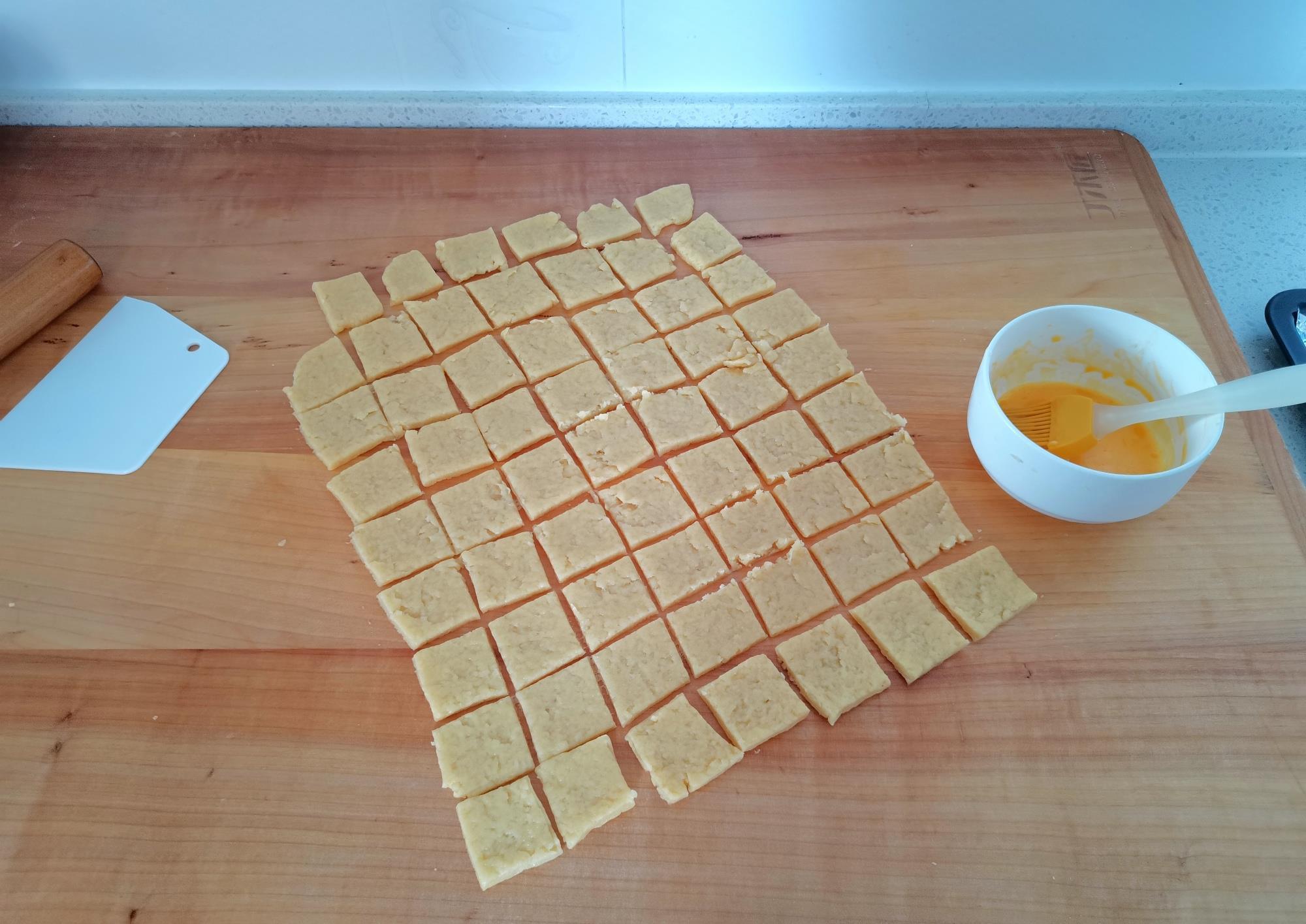 黄油|不用黄油不用打发,家家都能做的香酥饼干,咬一口酥香酥香的