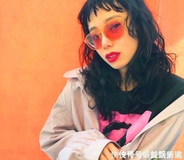 刘海|这5款发型显得脸小,变精致小脸美女,第2款是男生们的最爱