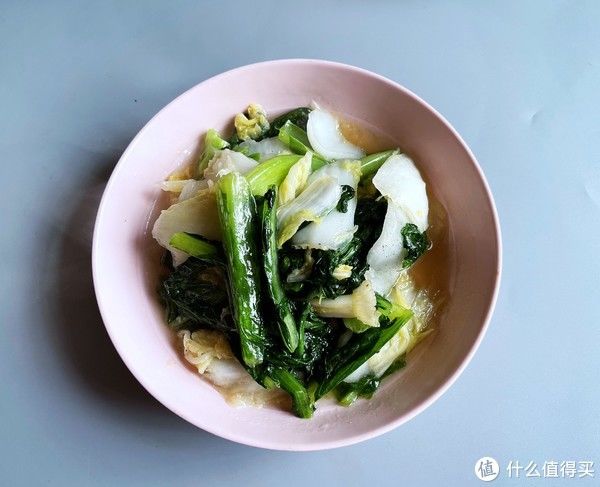 东莞一家三口的午餐：2荤2素巧搭配，暖身又解馋，用心过好每一天