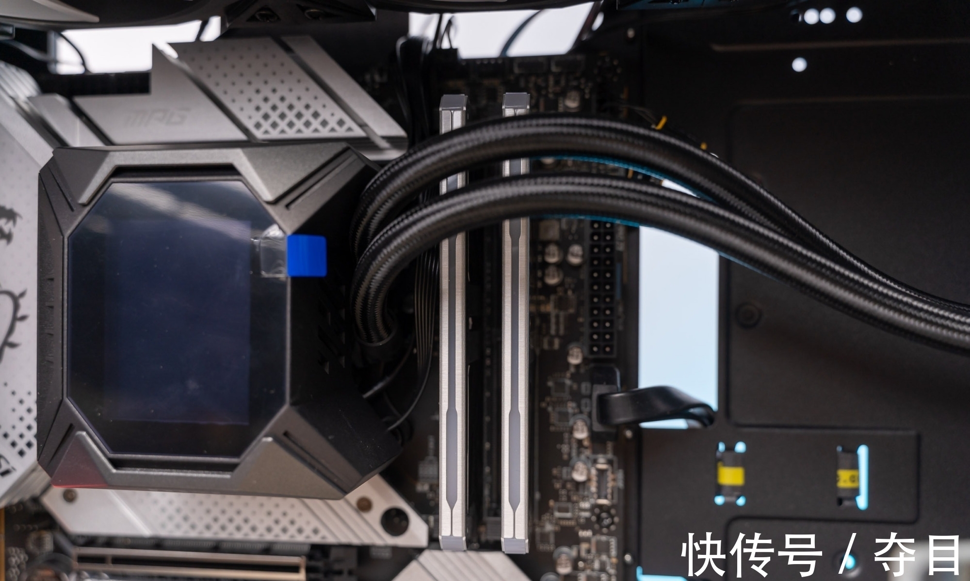 冷排|外观精致漂亮，性能非常强大、微星寒霜K360一体式水冷散热 评测