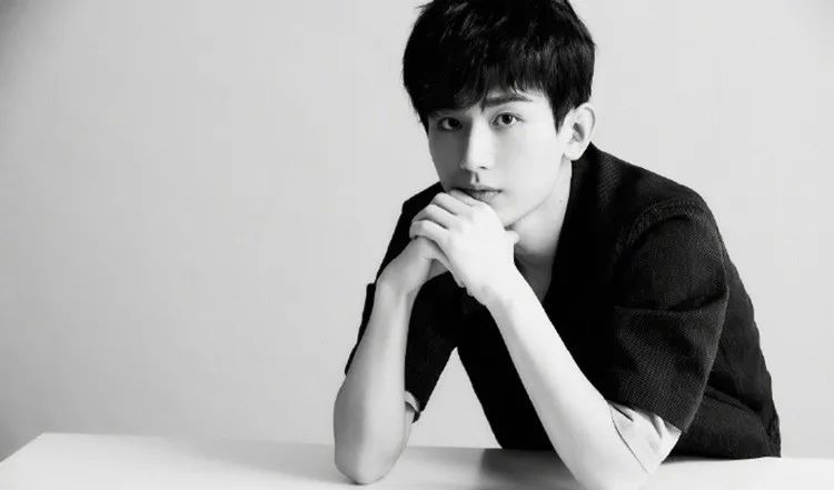 爆火|《琉璃》爆火后,时隔四年成毅再录《快乐大本营》,这次不再是背景板