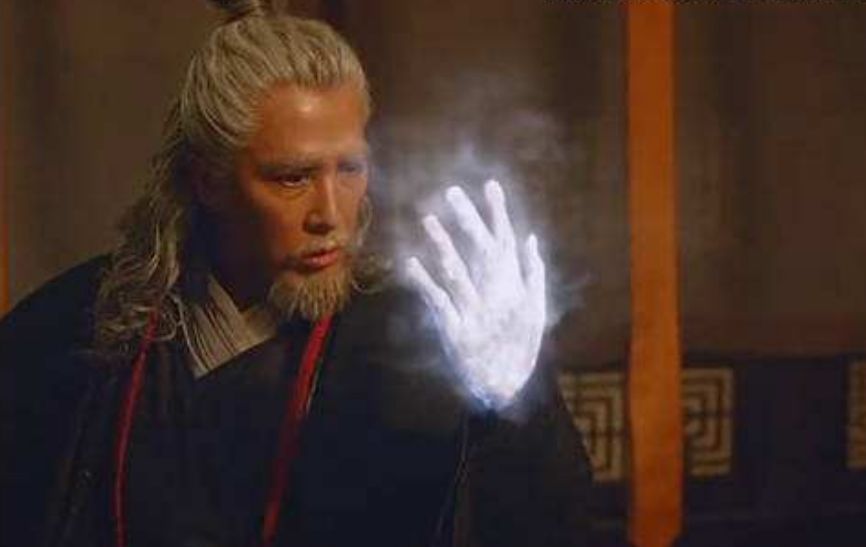 小龙女@黄蓉战死,王语嫣、小龙女、赵敏又是怎么死的?金庸不敢明说