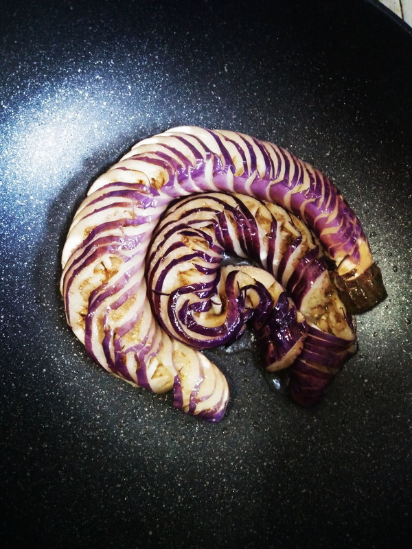 这样做茄子一辈子都吃不够,1顿1盆不够吃,好看好吃,零难度