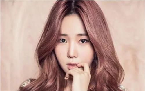 发尾|过年剪什么发型好看，拜年长辈都喜欢，几款发型任你选！