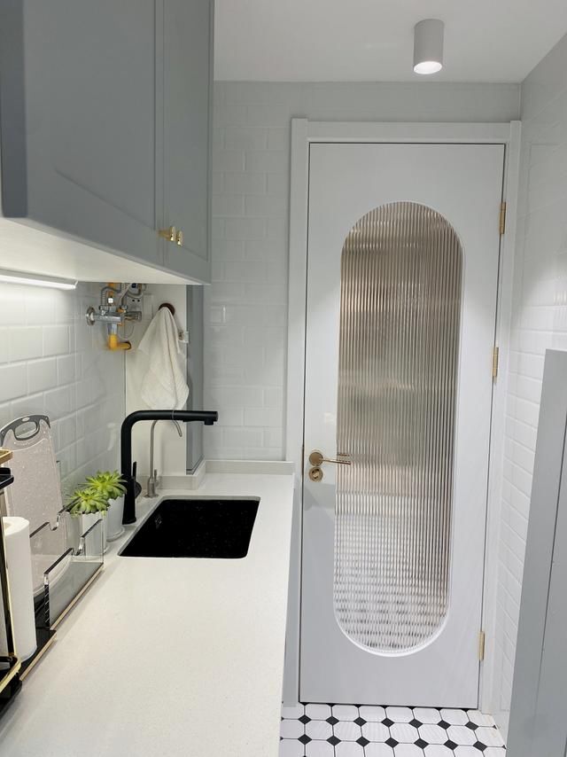 锅底|厨房不足5平米，却高级感十足！这些用心的“细节”处，值得学习