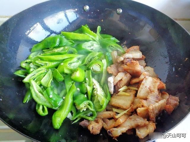 我家周末三餐，小炒肉配粗粮，营养美味贴秋膘，健康过秋天