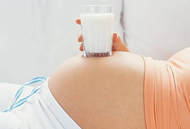 菠菜|孕妇失眠的5大原因，孕妈做对这2点，一觉到天亮