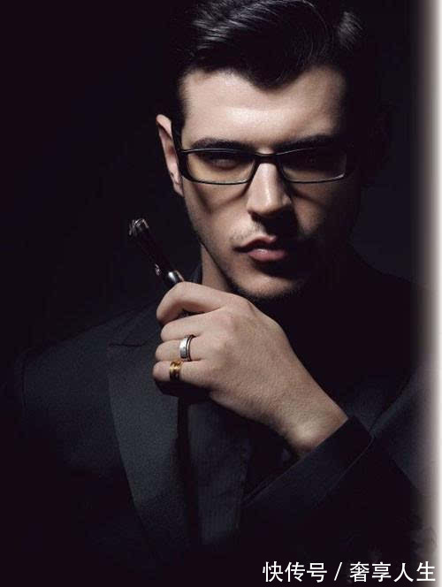 气质|气质王子刘宇宁戴珠宝效果竟然这么好,男生选对珠宝一样气质飙升