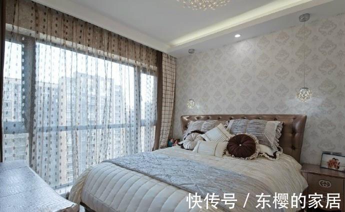 飘窗|朋友家新房非常温馨，墙布都这么大气！主卧的落地飘窗实在美
