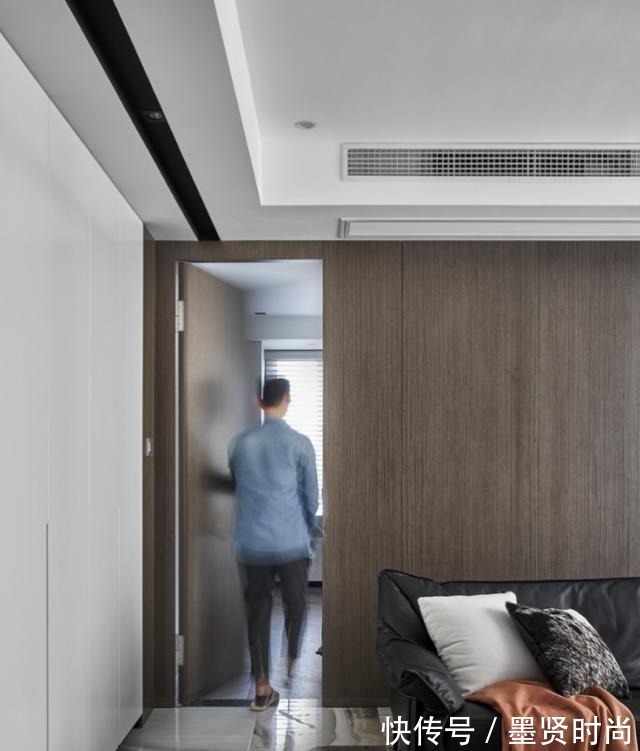 沙发墙|这是我见过最新潮的家,悬空电视墙,沙发墙、走廊极致利用,聪明!