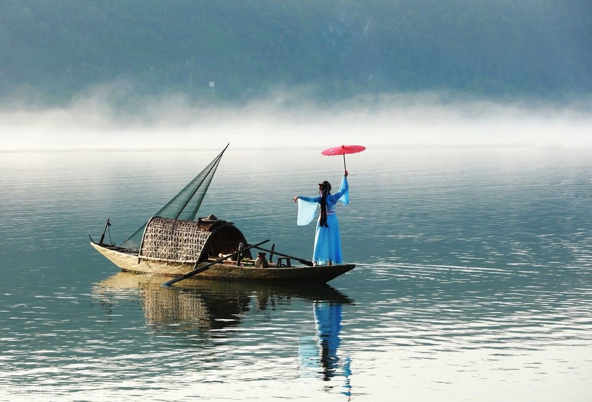 长天|迎风而立，叶落萧萧