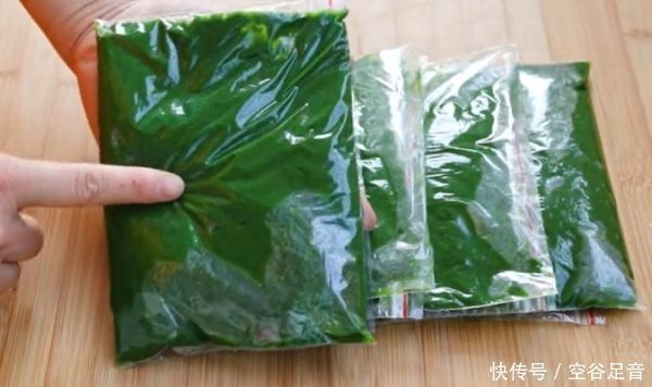 保存艾叶有诀窍,教你2招,放一年都不烂不变黑,像刚摘的一样新