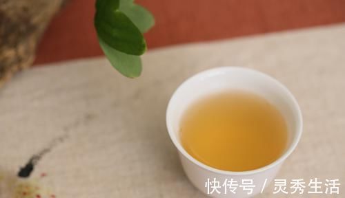 睡眠|失眠的“祸根”现身,强调:忌3事,喝1水,静心安神,沾床就睡