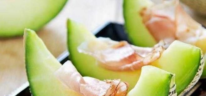 女性到了中年，多吃的食物，润肤养颜，护肤养颜，排出体内毒素