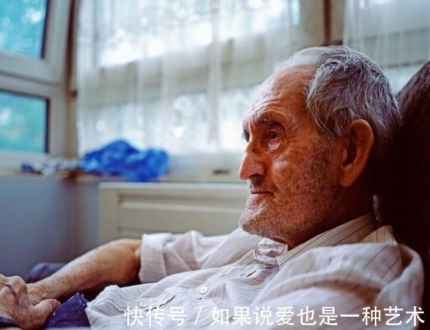 香囊|经常失眠睡不着,这1味好药放枕边,静心安神,和失眠说“再见”