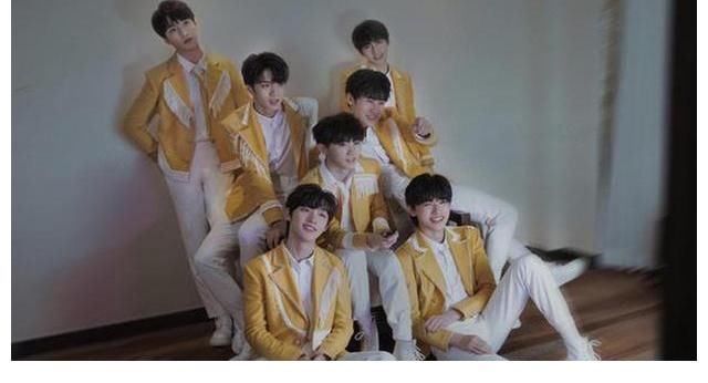 音樂類|汪蘇瀧大張偉合體，二人被稱社交NB的組合，現(xiàn)場氣氛太嗨了