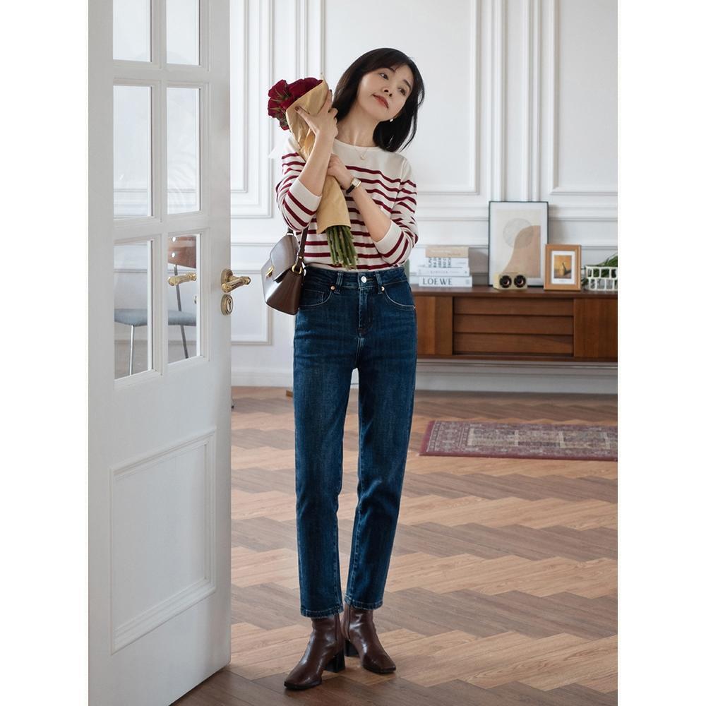 微喇叭|牛仔裤怎么搭配才时髦?搭配西服和衬衫,让你美出新高度,超漂亮