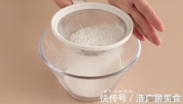 可可杯子蛋糕的做法，不裂不塌，注意这几点，小白也一次成功