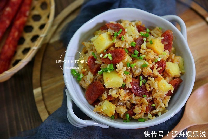 土豆|夏天做饭太热5道懒人焖饭,不用炒,只用一个电饭锅,饭菜全齐