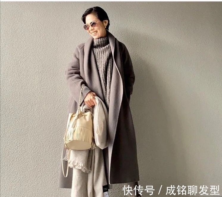 阿姨 60岁也要远离“老年装”,这位日本阿姨真会穿,自然真实又显年轻