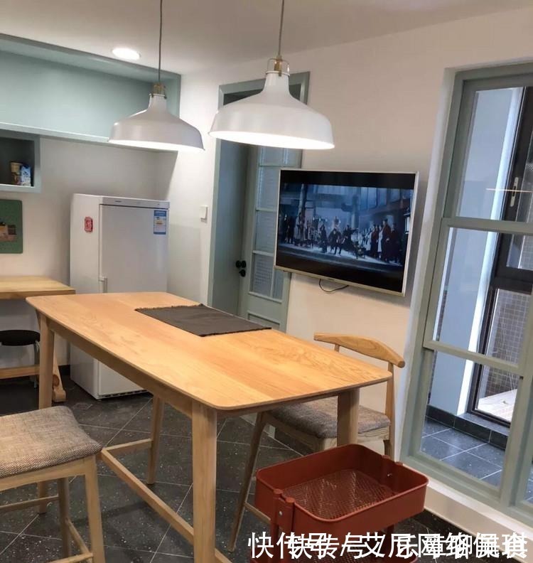 主妇|聪明主妇巧装95㎡小宅:阳台加了一面墙,却让家里处处有惊喜!