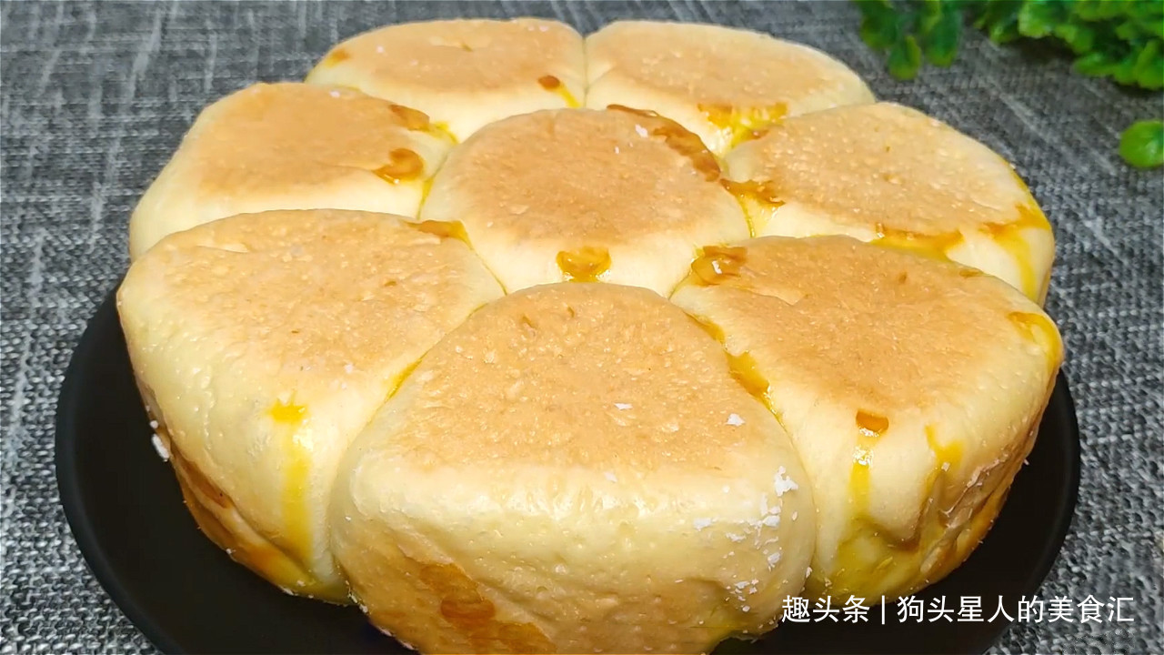 电饭煲|1碗面粉2个鸡蛋，教你在家做面包，不用烤不用电饭煲，拉丝又松软
