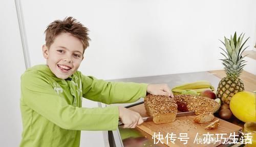 家长们|李玫瑾坦言教育男孩,家长坚持这4个原则,长大后多半会有出息