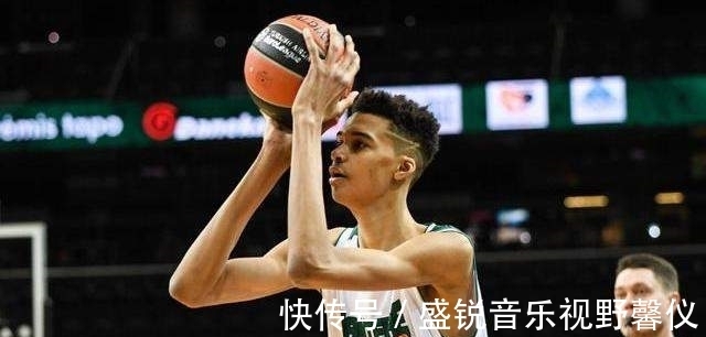 封盖|身高2.18米,臂展2.43米!还能投3分!他已经预定23年选秀状元?
