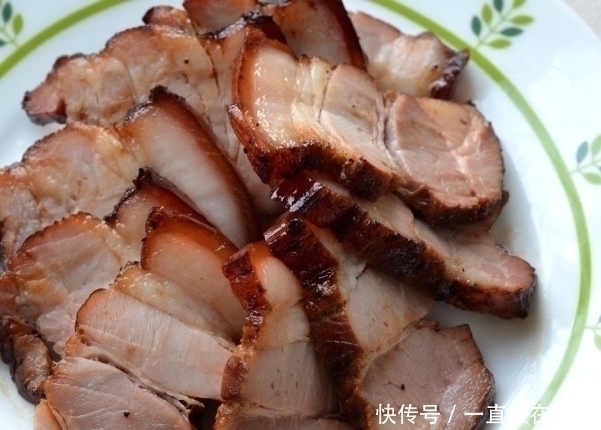 肉块|五花肉别再烧炒炖啦，一滴油都不放，吃一锅也不长肉，真解馋！